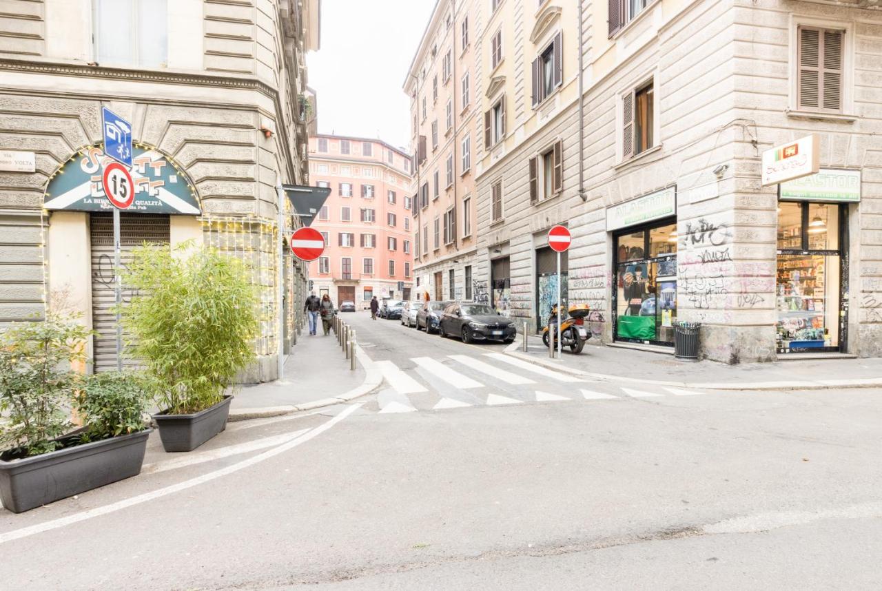 Cosy Studio Brera & Moscova! Milan Bagian luar foto